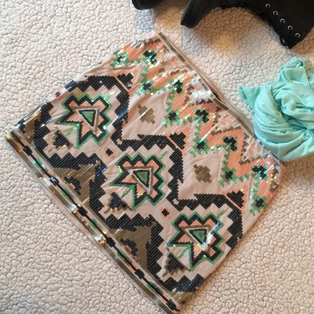 Express sequin skirt